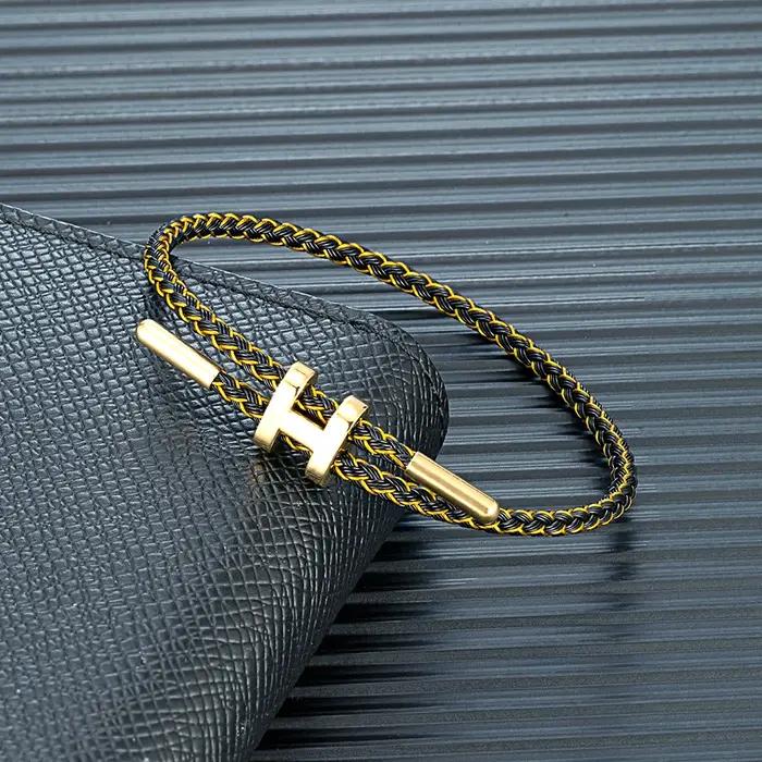 Bracelet de luxe multicolore ajustable avec breloques