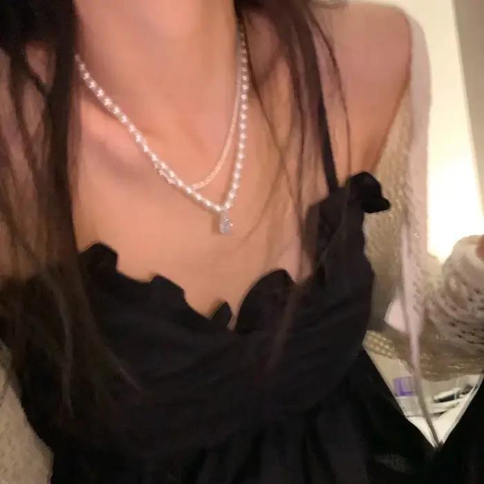 Collier de luxe élégant à double rang de perles pour femme