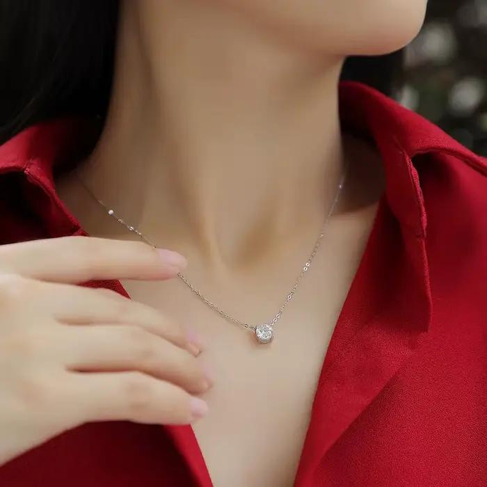 Collier pendentif en argent sterling 925 classique et brillant pour femme