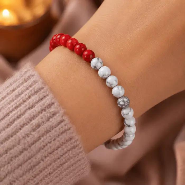 Bracelet extensible perlé rouge et blanc Y2K moderne pour homme et femme polyvalent pour tous les jours et occasions spéciales