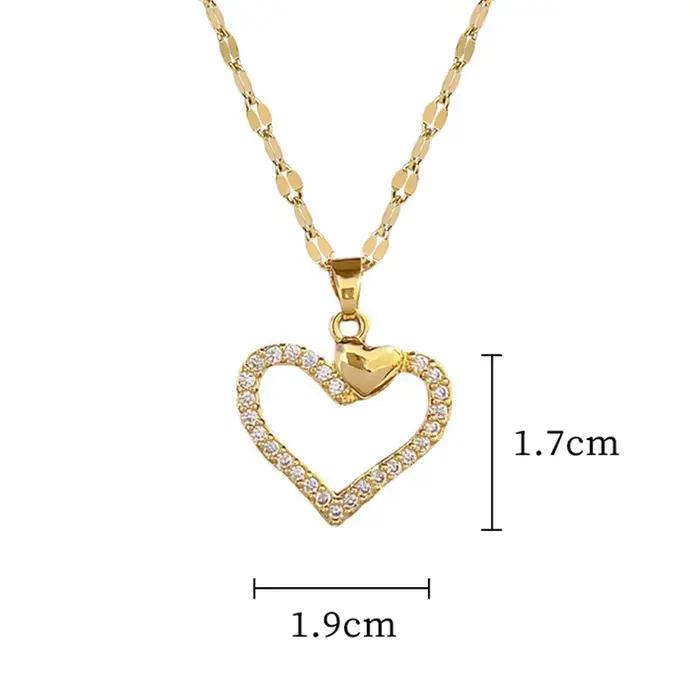 Collier en acier inoxydable avec motif cœur romantique pour femmes et filles occasions spéciales anniversaires et fêtes élégant et pratique