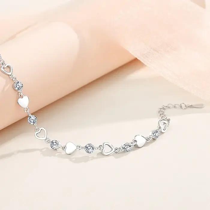 Bracelet en forme de cœur en argent regardé 925 pour femme