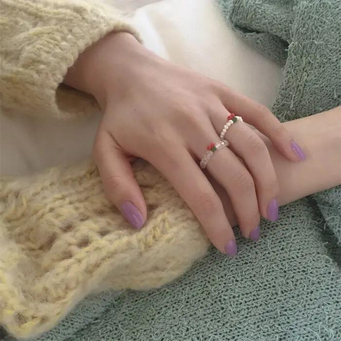 Bagues élastiques minimalistes en forme de cerise rouge pour femmes, idéales pour occasions spéciales et soirées de gala