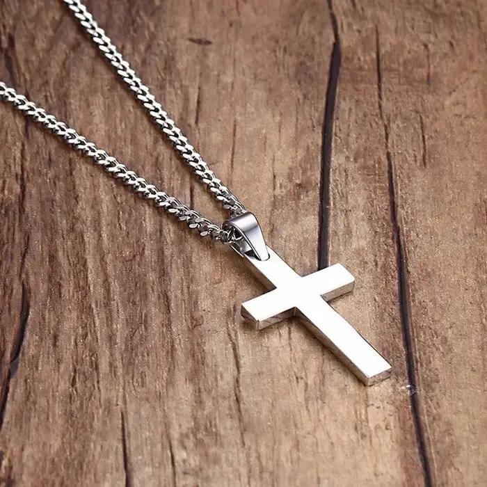 Collier classique avec pendentif croix pour hommes et femmes
