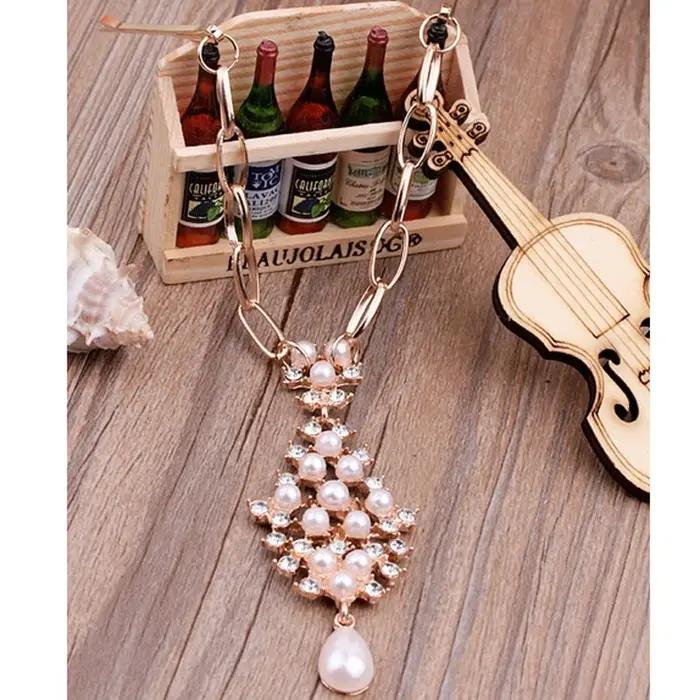 Boho Style Lady Pearl Tassel Flower Crystal bal inestone Hair Tikka réinitialisation