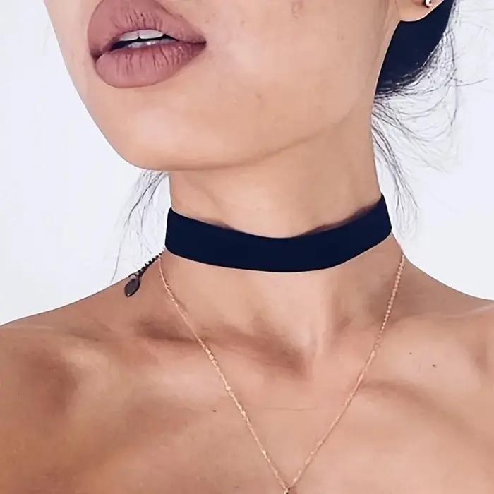 Collier ras du cou gothique en velours noir
