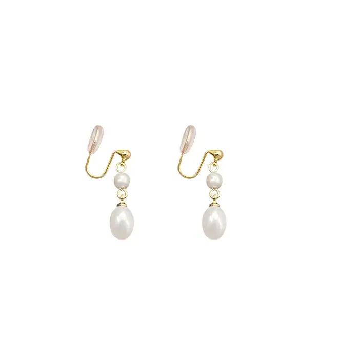 Boucles d'oreilles à clip élégantes en perles NicheDesign