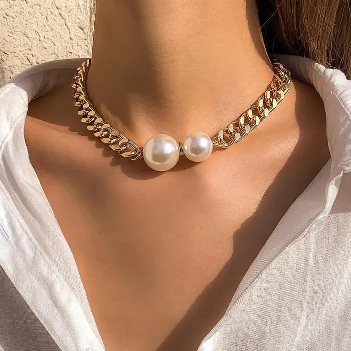 Collier Vintage Punk pour Femmes en Aluminium avec Pendentif Géométrique pour Parties et Célébrations Spéciales
