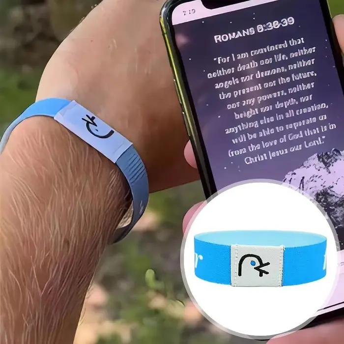 Bracelet Verset de la Bible Portable NFC pour Femmes et Hommes Bijou Religieux Cadeau Occasions Spéciales Élégant Accessoire Polyvalent de la Bible Quotidien Chrétien