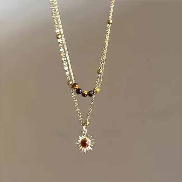 Collier Vintage en Cuir avec Pendentif en Pierre Marron pour Femmes Occasions Spéciales Chaîne de Clavicule Style Vendange Soirée Chic