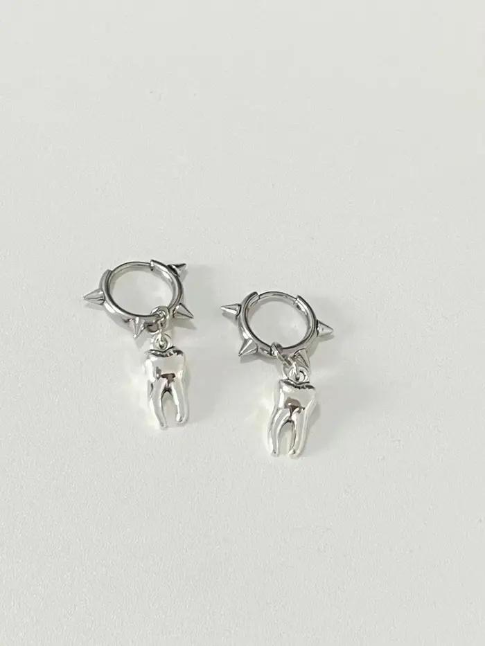 Bijoux gothiques boucles d'oreilles dent Grunge Rock accessoire breloques