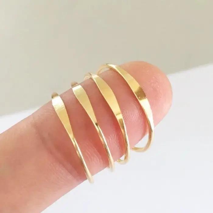 Bague martelée en or rempli 14K élégante pour femmes occasions spéciales alliance de mariage style classique