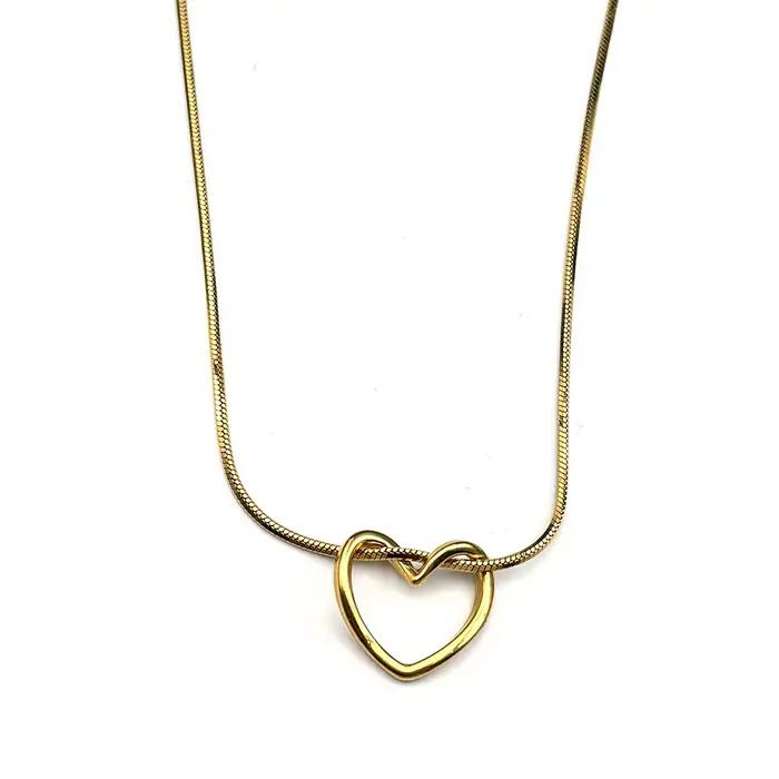 Collier chaîne serpent torsadé en acier inoxydable avec pendentif coulissant en forme de cœur creux pour femme, bijou délicat pour tous les jours