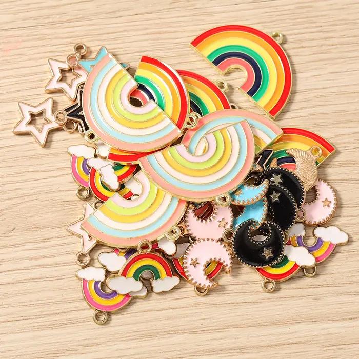 10 Breloques Émail Colorées Mignonnes Arc-en-ciel Lune Étoile pour la Fabrication de Boucles d'Oreilles