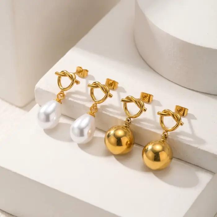 Boucles d'oreilles pendantes avec perle en forme de goutte et nœud, en acier inoxydable plaqué or 18 carats, bijoux étanches et anti-ternissement, cadeau idéal pour les fêtes