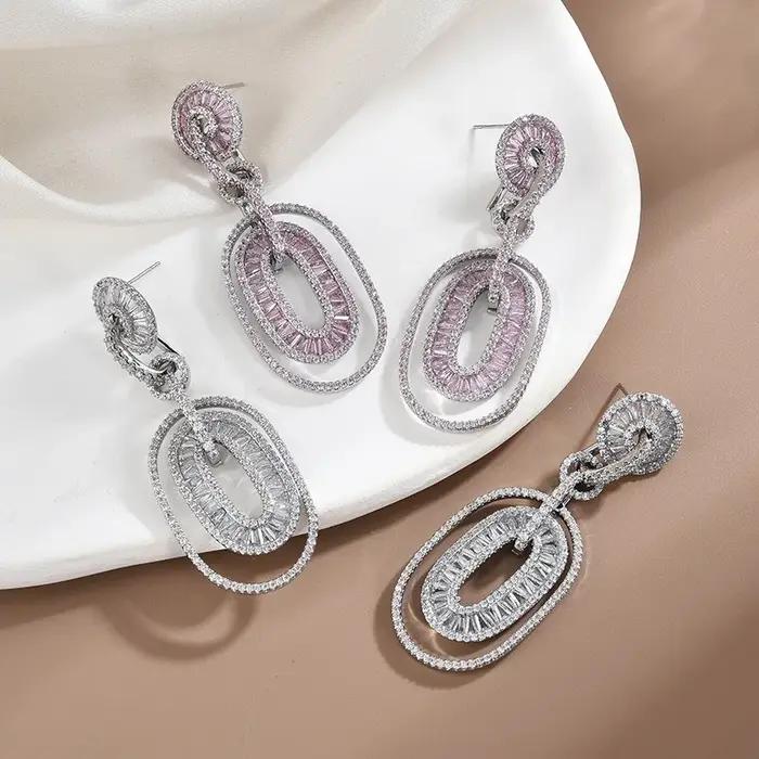 Boucles d'oreilles carillon de luxe originales pour femmes