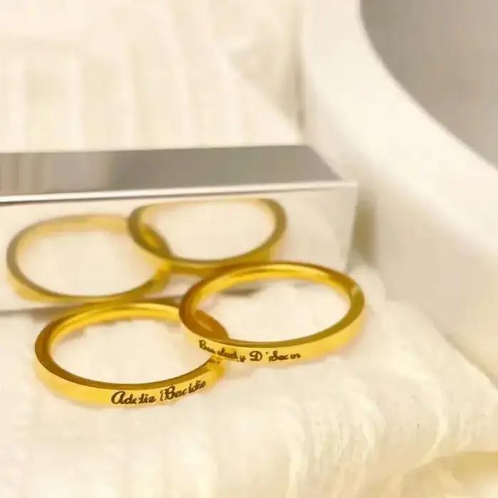 Bague personnalisée avec nom gravé en acier inoxydable pour femmes occasions spéciales mariage anniversaire engagement naissance cadeau de Saint Valentin