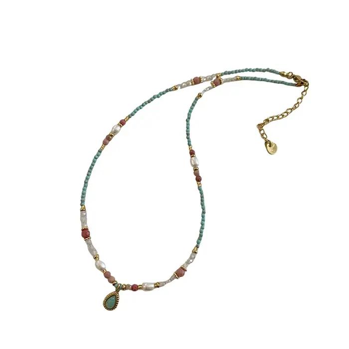 Collier en pierre naturelle avec pendentif goutte d'eau en alliage de cuivre doré pour femmes élégantes pour les soirées et occasions spéciales