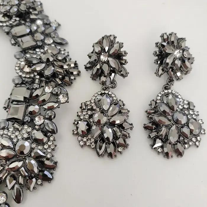 2026 nouveau indien Vintage pistolet gris cristal strass grand collier