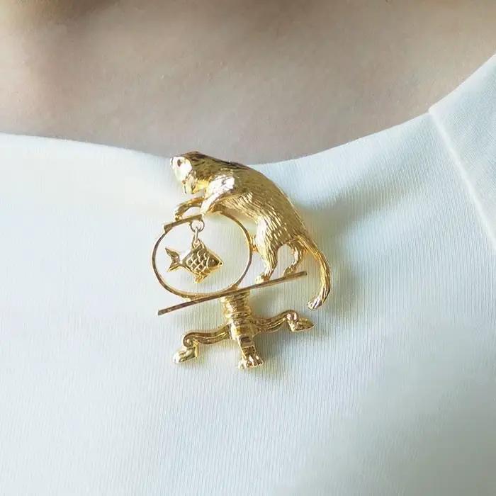 Bijoux antiques chat Vintage pêche broche personnalité