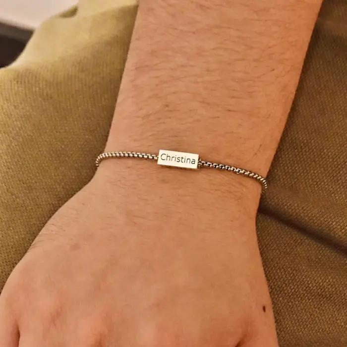 Bracelet avec nom gravé personnalisé pour femmes et hommes