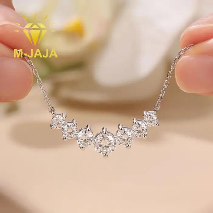 Collier sourire en argent sterling 925 avec moissanite pour femmes romantique et mignon cadeau occasion spéciale