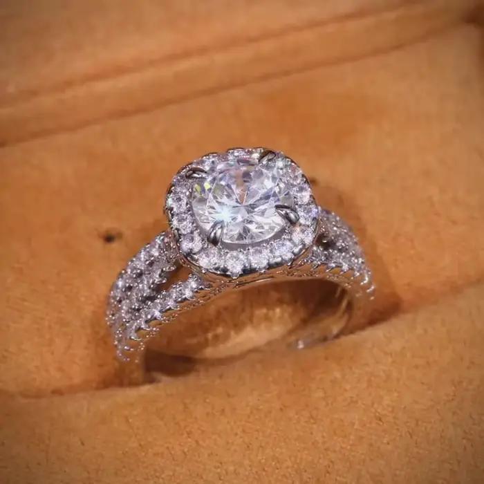 Bague moissanite carrée en argent sterling 925