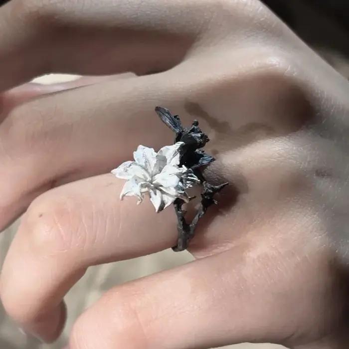 Bague Mandala Exquise Noir Blanc Bijou Unique Personnalité Accessoire Mode Occasions Spéciales Femme