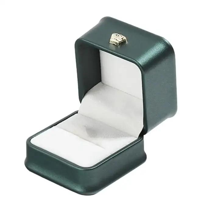 Boîte à bijoux élégante avec doublure en velours doux, boîte à matiques pour boucles d'oreilles, taille compacte, portable, voyage