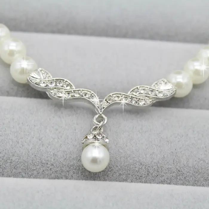 Ensemble de bijoux perles élégants pour femmes, collier en biscuits perlé, boucles d'oreilles pour sorties et mariages, nouveau style, 3 pièces par ensemble