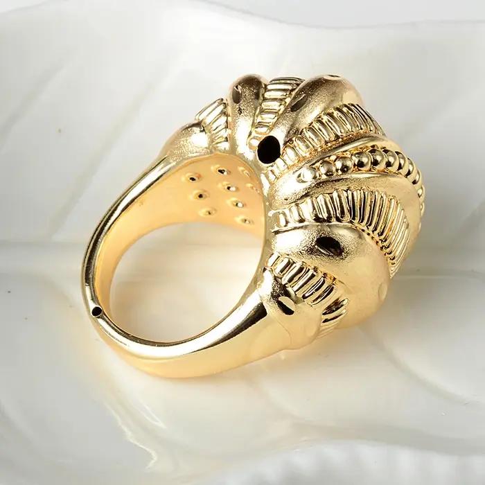 Grande bague en cuivre pour femme