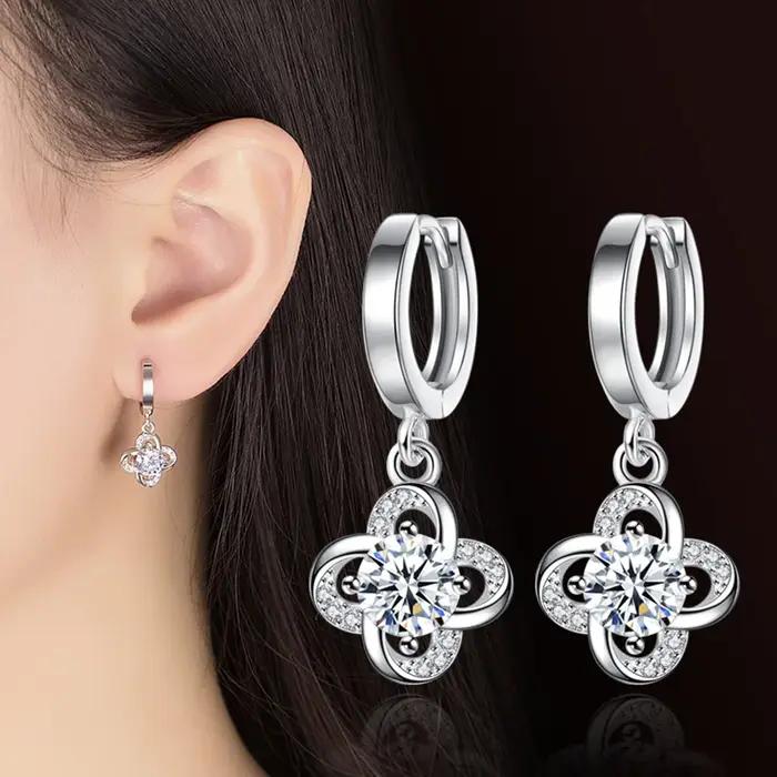 Boucles d'oreilles créoles fleur mignonnes en argent 925 avec zirconie cubique pour femmes et filles occasions spéciales mariage engagement anniversaire fête