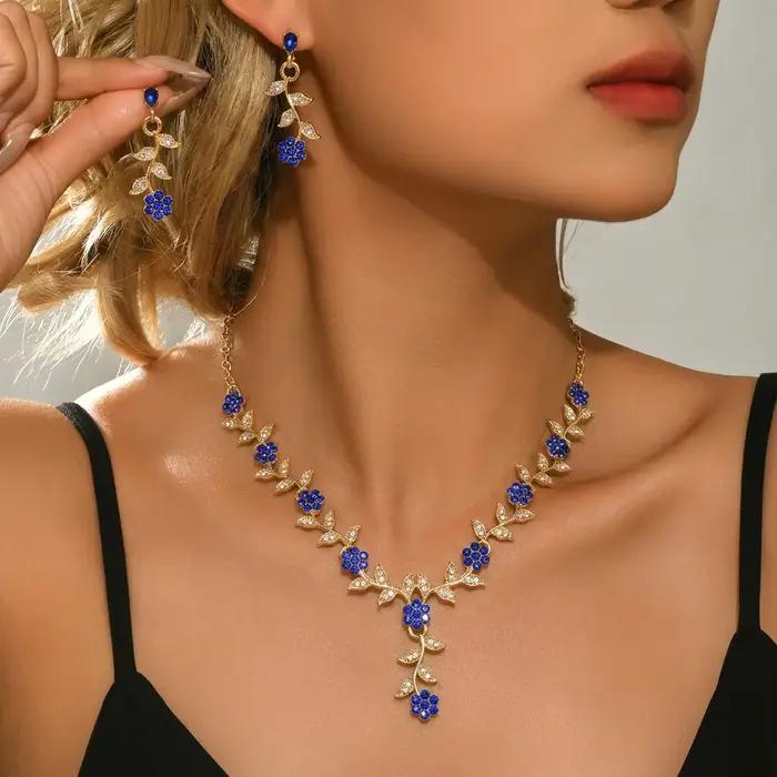 Parure de bijoux Collier et Boucles d'oreilles Feuille et Fleur Romantiques