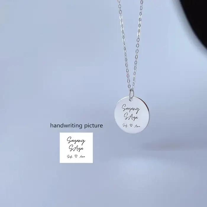 Collier personnalisé avec nom GROPhoto
