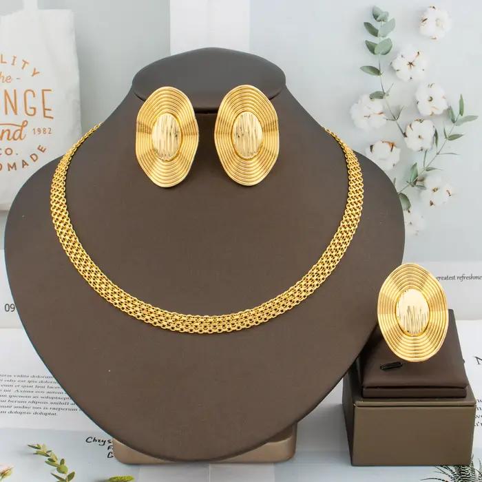 Ensemble de bijoux de document en or pour femmes