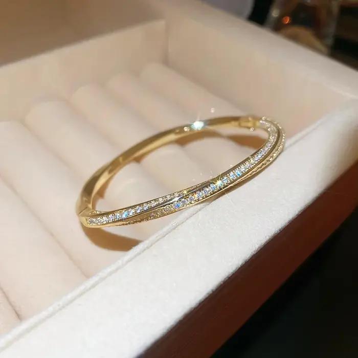 LENNIK Bracelet papillon simple et de niche pour femme