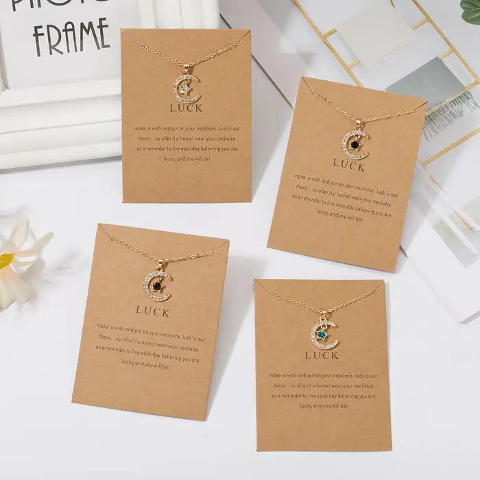 Collier lune étoile en cristal pour anniversaire et célébrations familiales bijou classique à offrir pour homme ou femme occasions spéciales