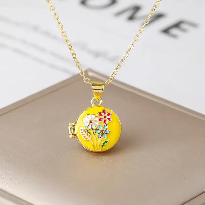 Collier médaillon à fleurs colorées pour femmes, pendentif Photo ouvrable, artisanat en émail plaqué