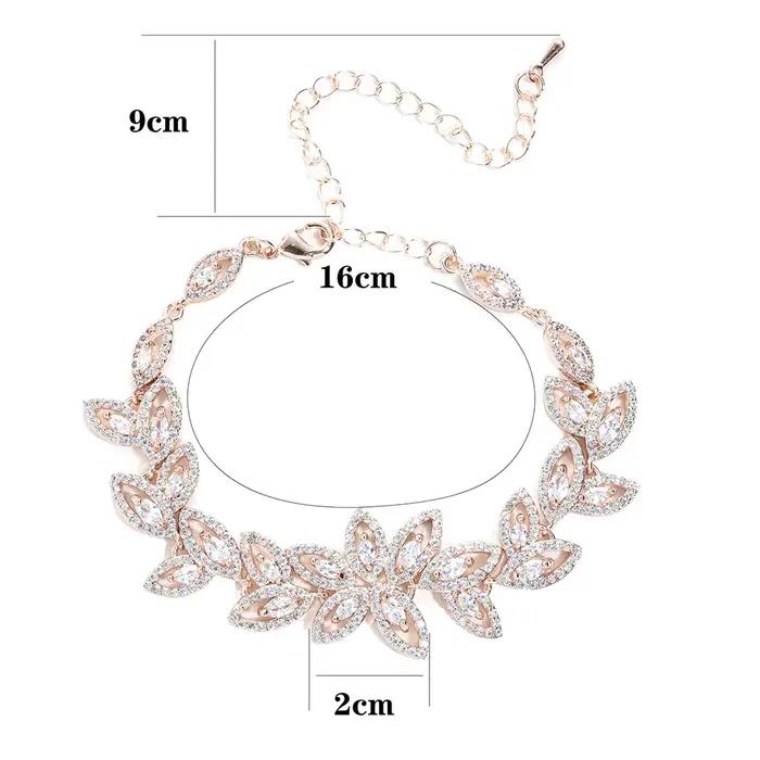 SUGO – ensemble de boucles d'oreilles en zircone pour femme, bijoux de luxe, brillant, exquis, fleur, haute qualité, élégant, de dîner, nouvelle mode