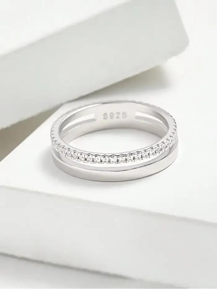 Bague classique en argent Sterling 925 pour femmes, magnifique bague en Zircon scintillant, fiançail