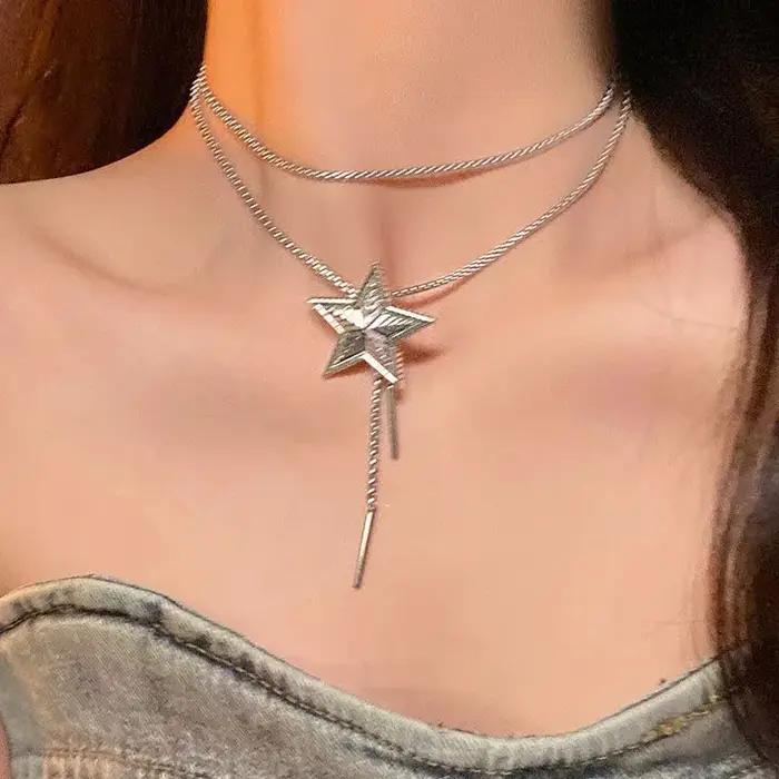 Collier Pull Géométrique Étoile en Acier Inoxydable Pour Femme Punk Hip Hop Occasions Spéciales