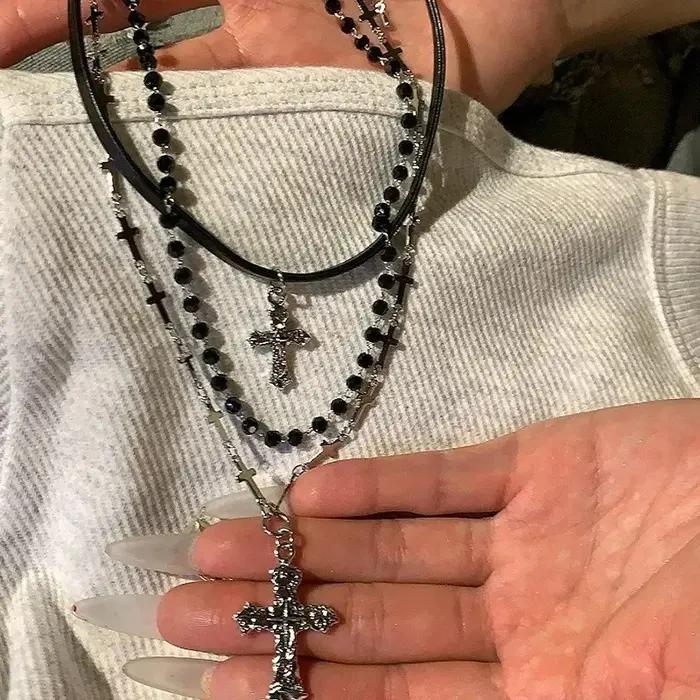 Collier Punk multicouche en croix pour fille épicée Y2K