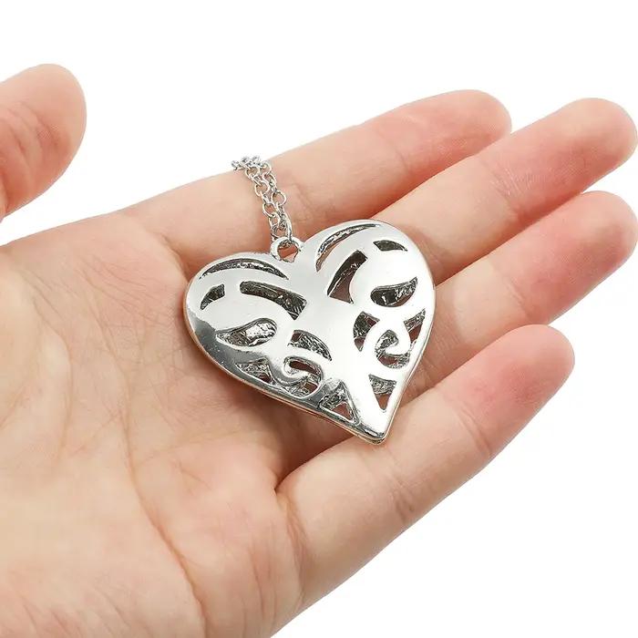 Collier The Vampire Diaries Filigrane Cœur Plaqué Argent Antique Femme Occasions Spéciales