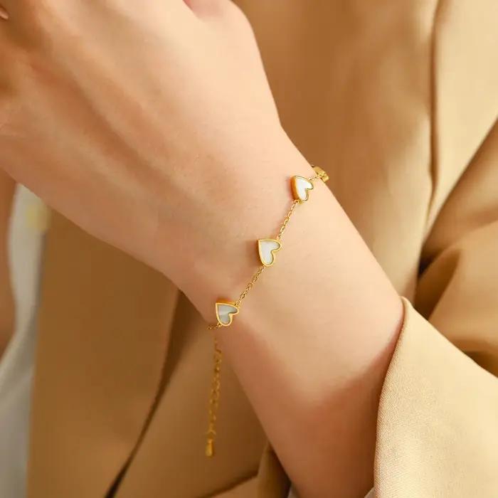 Bracelet romantique en forme de cœur pour femmes