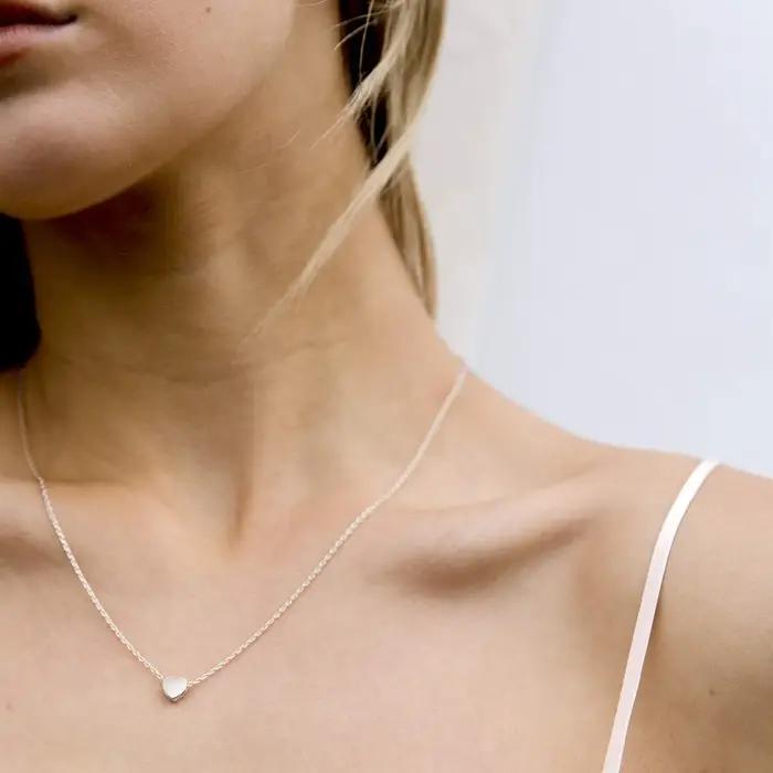 Collier coeur plaqué or et argent alliage de zinc pour femmes occasion spéciale cadeau romantique anniversaire