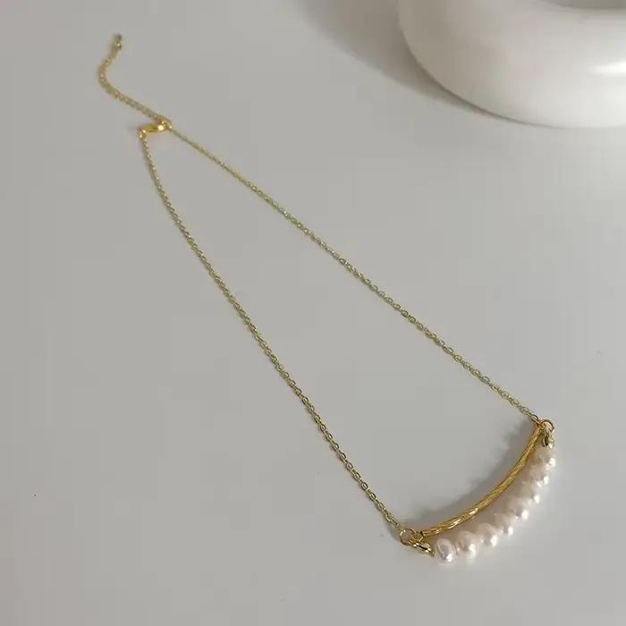 Colliers en chaîne de perles baroques couleur or pour femmes, bijoux tendance minimalistes, accessoires géométriques