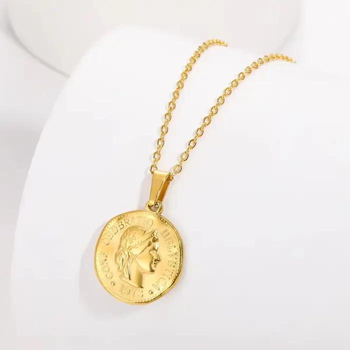 Collier de déesse Afrodite Artemis Hecate pour femmes, couleur or, en acier inoxydable, collier de d