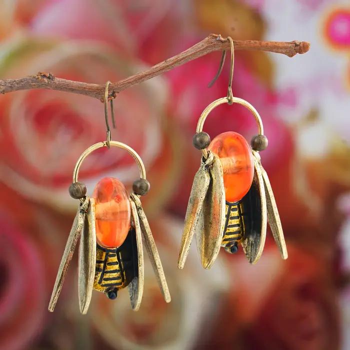 Boucles d'oreilles de couple d'été en forme d'insecte d'abeille