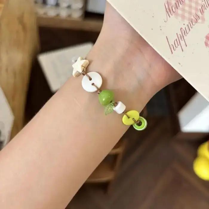 Bracelet à breloques en forme de pommes pour femmes