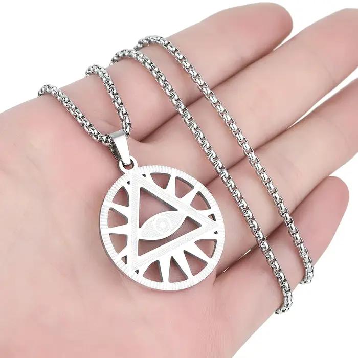 Collier avec pendentifs en forme de pyramide Illuminati pour femmes